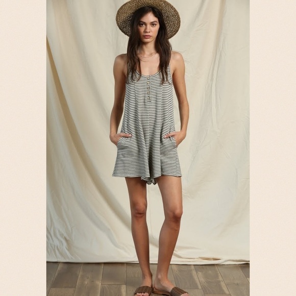 New!! Striped Racerback Oversized Romper - Picture 1 of 9